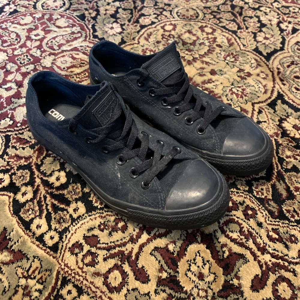 Black Converse Low-Cut Shoes